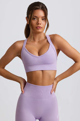 Super Sculpt Seamless Cross-Back Sports Bra in Soft Lilac