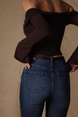 High-Rise Flared Jeans in Indigo Wash