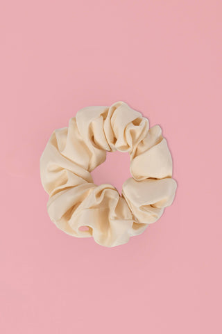 Oversized Scrunchie in Ivory