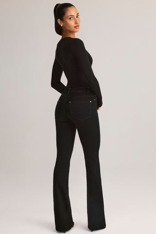 Mid-Rise Flared Jeans in Black
