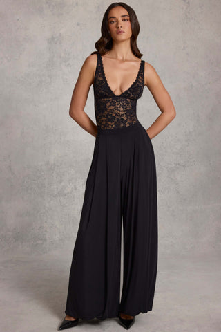 Mid-Rise Wide-Leg Trousers in Black