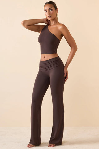 Mid-Rise Straight-Leg Trousers in Chocolate Brown