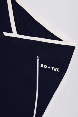 Soft Active Crossover Contrast Leggings in Classic Navy