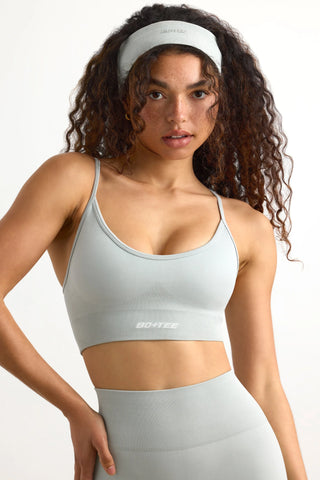 Super Sculpt Seamless Scoop-Neck Sports Bra in Grey