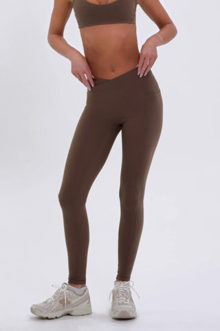 Soft Active Full-Length Pocket Leggings in Cocoa