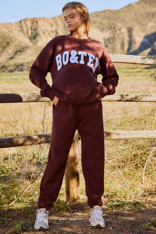 Cotton Fleece Mid-Rise Joggers in Mahogany