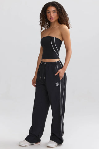 Water-Repellent Crinkled Wide-Leg Trousers in Black