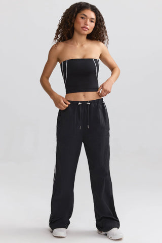 Water-Repellent Crinkled Wide-Leg Trousers in Black