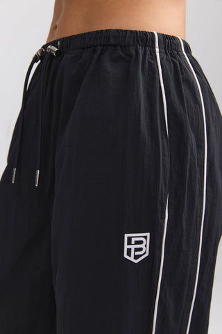 Water-Repellent Crinkled Wide-Leg Trousers in Black