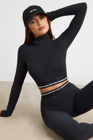 Backless Turtleneck Long-Sleeve Crop Top in Black