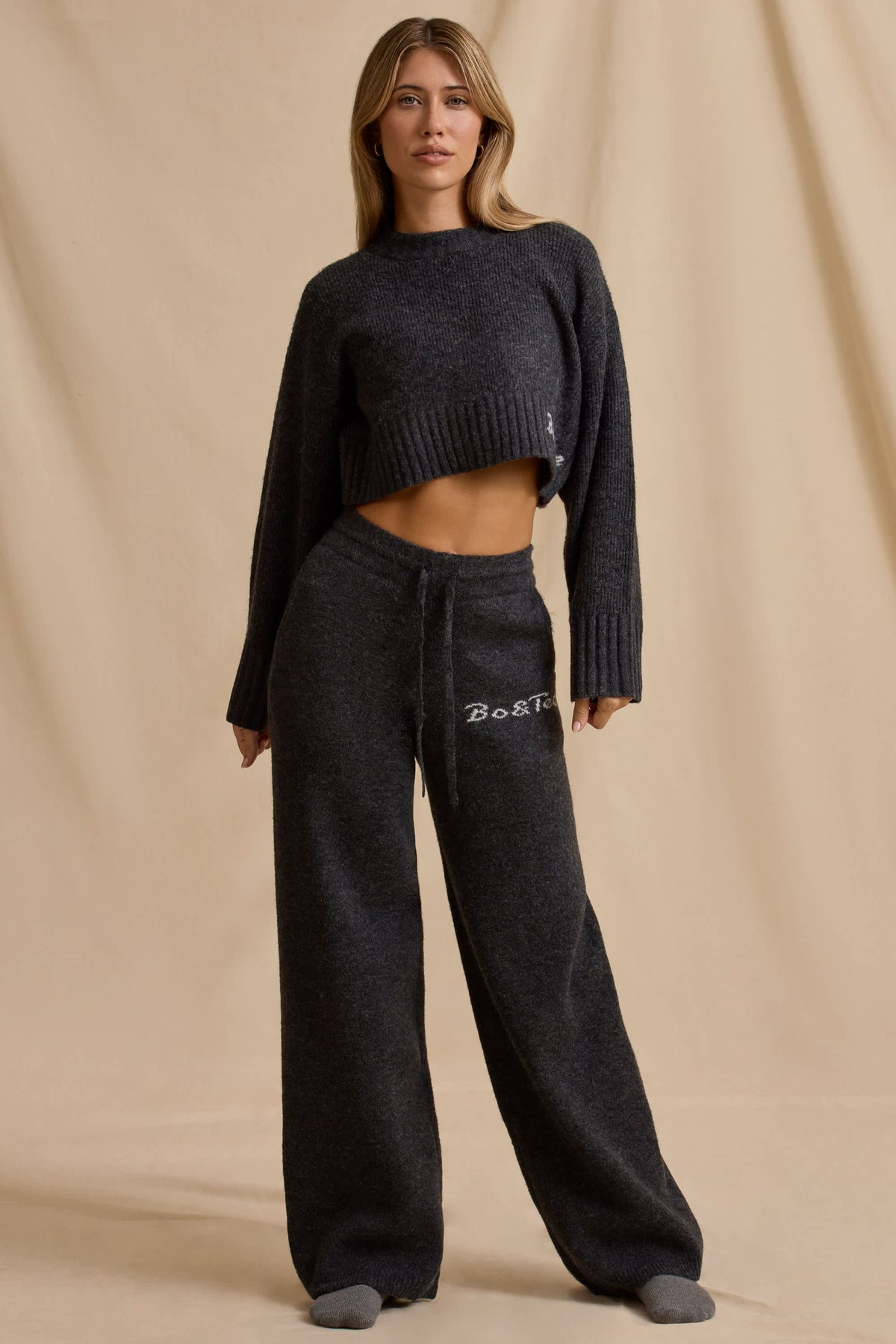 Ribbed Knit Mid-Rise Wide-Leg Joggers in Charcoal Marl