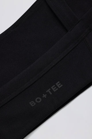 Soft Active Seam-Detail Sports Bra in Black