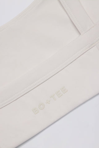 Soft Active Seam-Detail Sports Bra in Cream