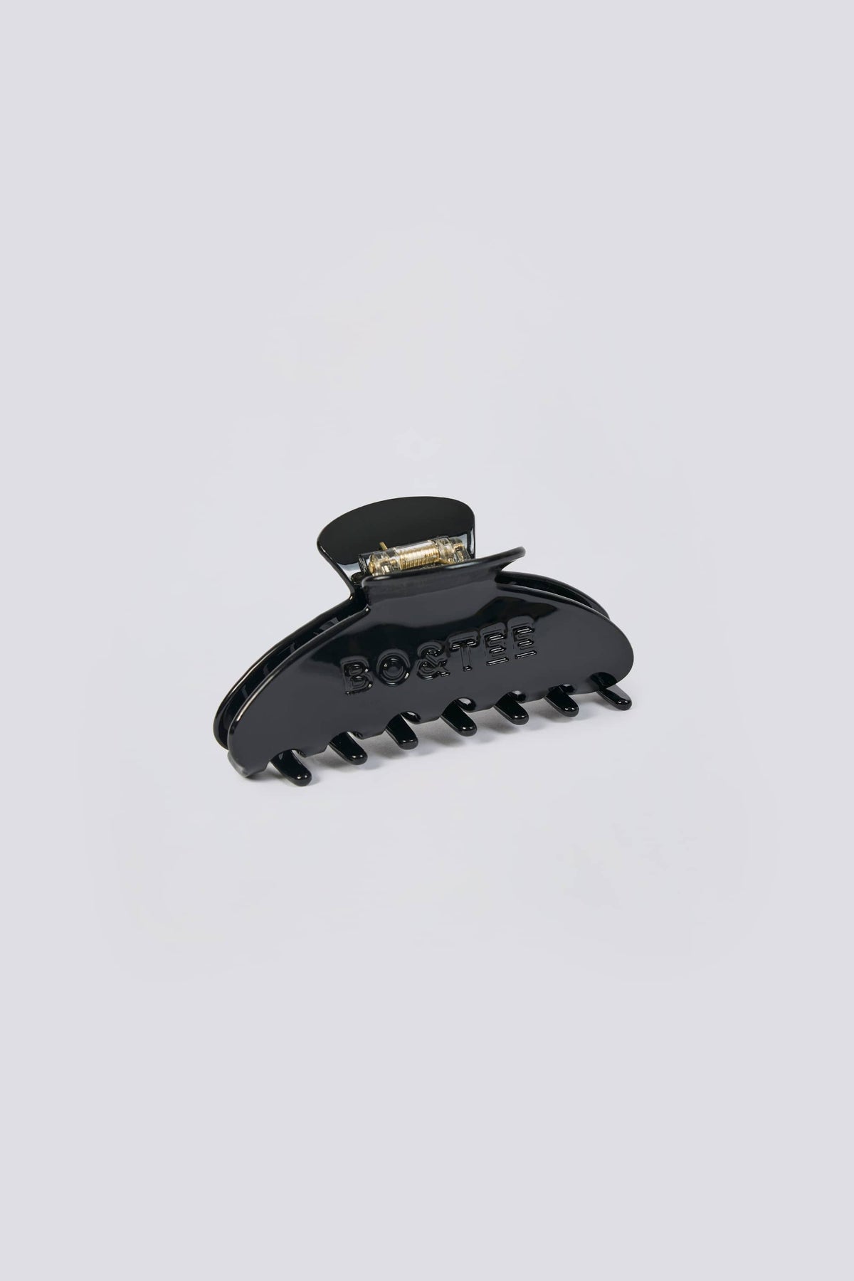 Medium Claw Clip in Black