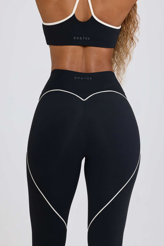 Soft Active Mid-Rise Leggings in Black