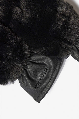 Faux-Fur Gloves in Black